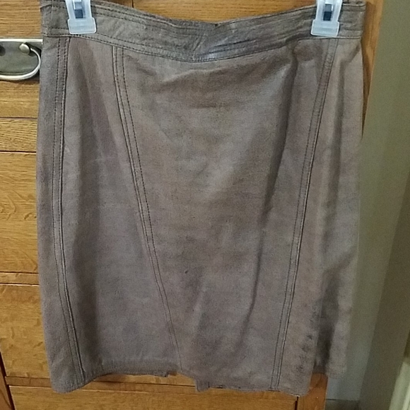 Brown distressed leather straight skirt, size 9/10 - Picture 2 of 5